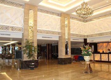 Plaza Inn Kendari Exterior foto